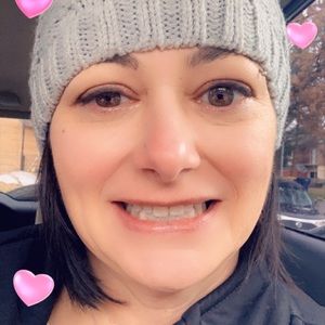 Meet your Posher, Stefanie